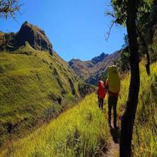 Mount Rinjani South Trekking 2D/1N