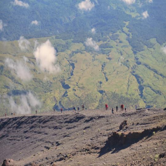 Rinjani Summit Fast Trek via Sembalun Route